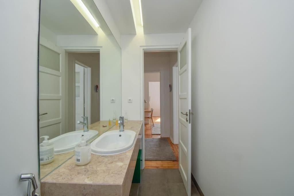 Cozy And Sunny Family Apartment Lisboa المظهر الخارجي الصورة